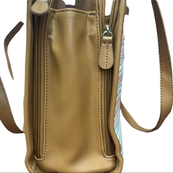 Liz Claiborne Striped Purse Bag New - Picture 2 of 8